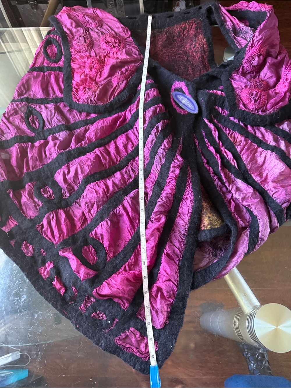 Hand Crafted Pink & Black Hooded Draped Cape 100%Painting silk and 100%wool - Picture 12 of 12